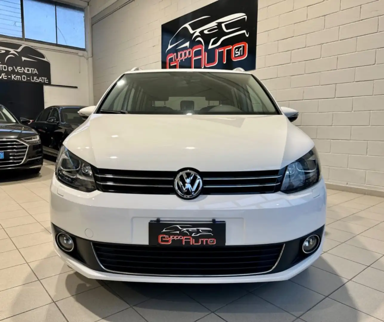 Volkswagen Touran 2.0 TDI 140CV DSG Highline *NEOPAT*7 POSTI*PELLE* White - 2