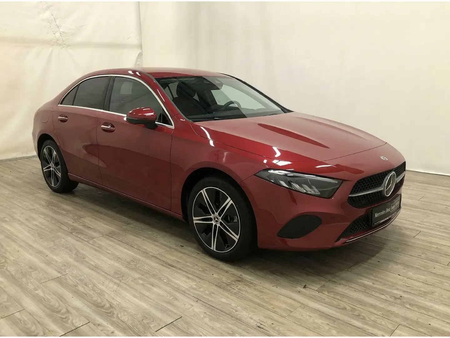 Mercedes-Benz A 250 e Limousine Progressive AHK*Distr*360°*LED Roşu - 2