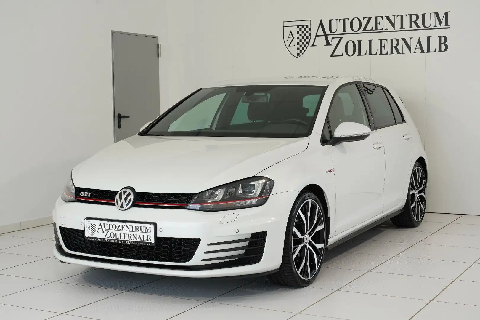 Volkswagen Golf VII GTI *1.HAND*SCHALTER*XENON*TOP ZUSTAND* Weiß - 2