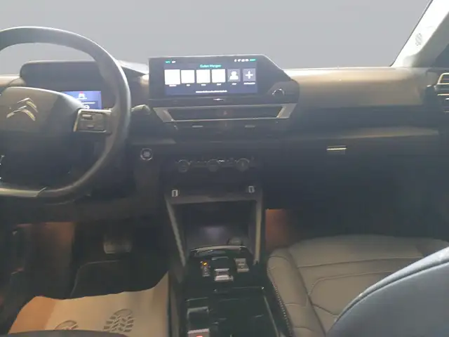 Citroen C4 view 11