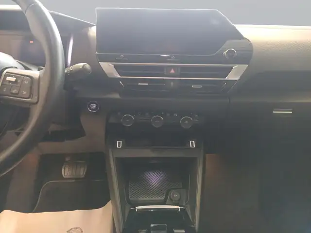 Citroen C4 view 13