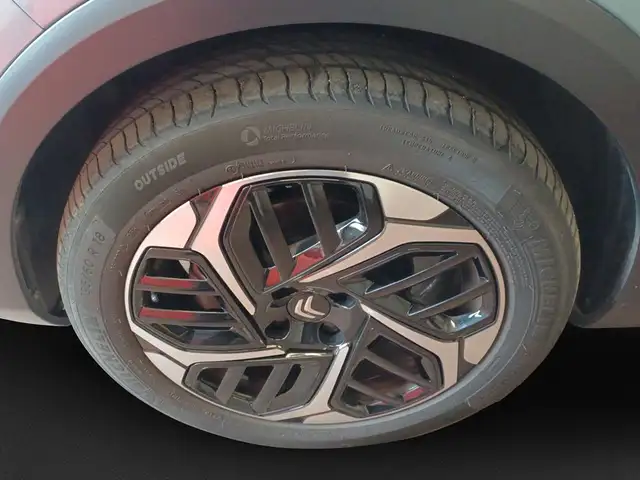 Citroen C4 view 9