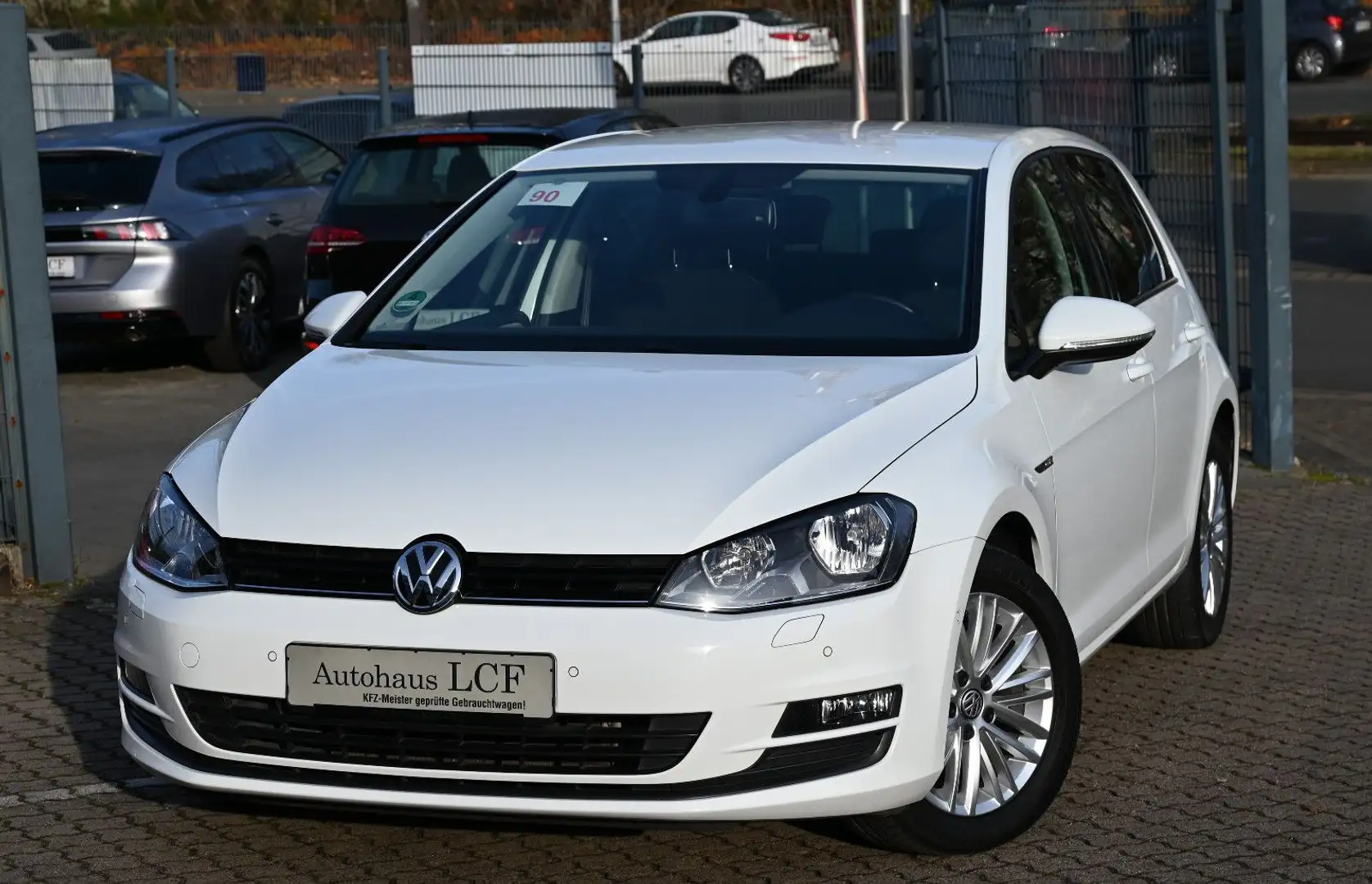 Volkswagen Golf VII 1.4 TSI Cup Klimaautom. Sitzhz. PDC DSG Білий - 2