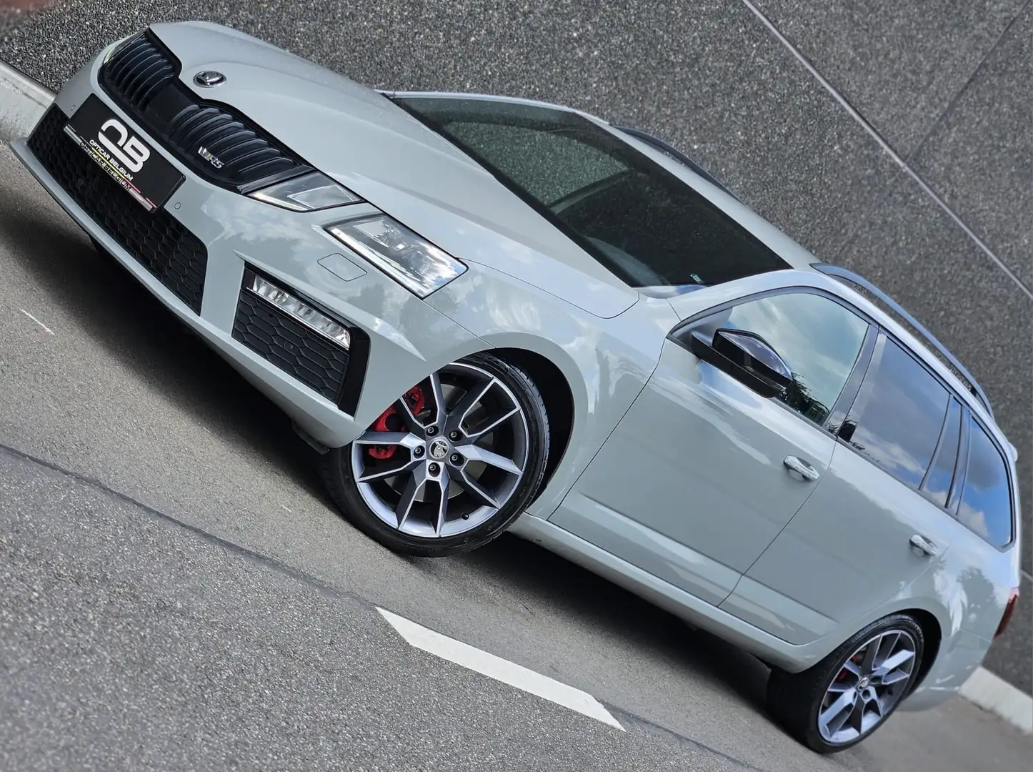 Skoda Octavia *** RS - Break -  245HP - 66.000 km - Garantie *** Szürke - 1
