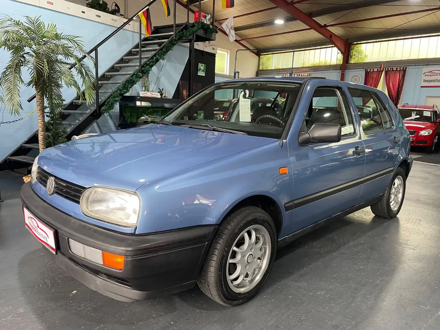 Volkswagen Golf 1.8*AUTOMATIK*RENTNER*OLDTIMER*SAMMLER*TÜV Azul - 1