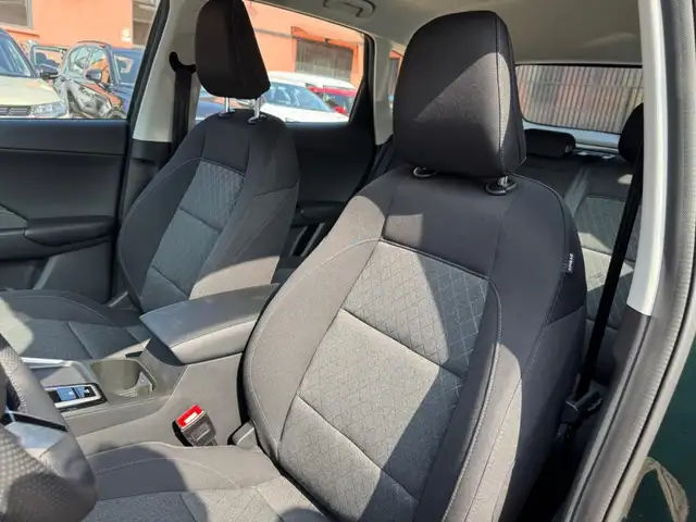 MG ZS view 14