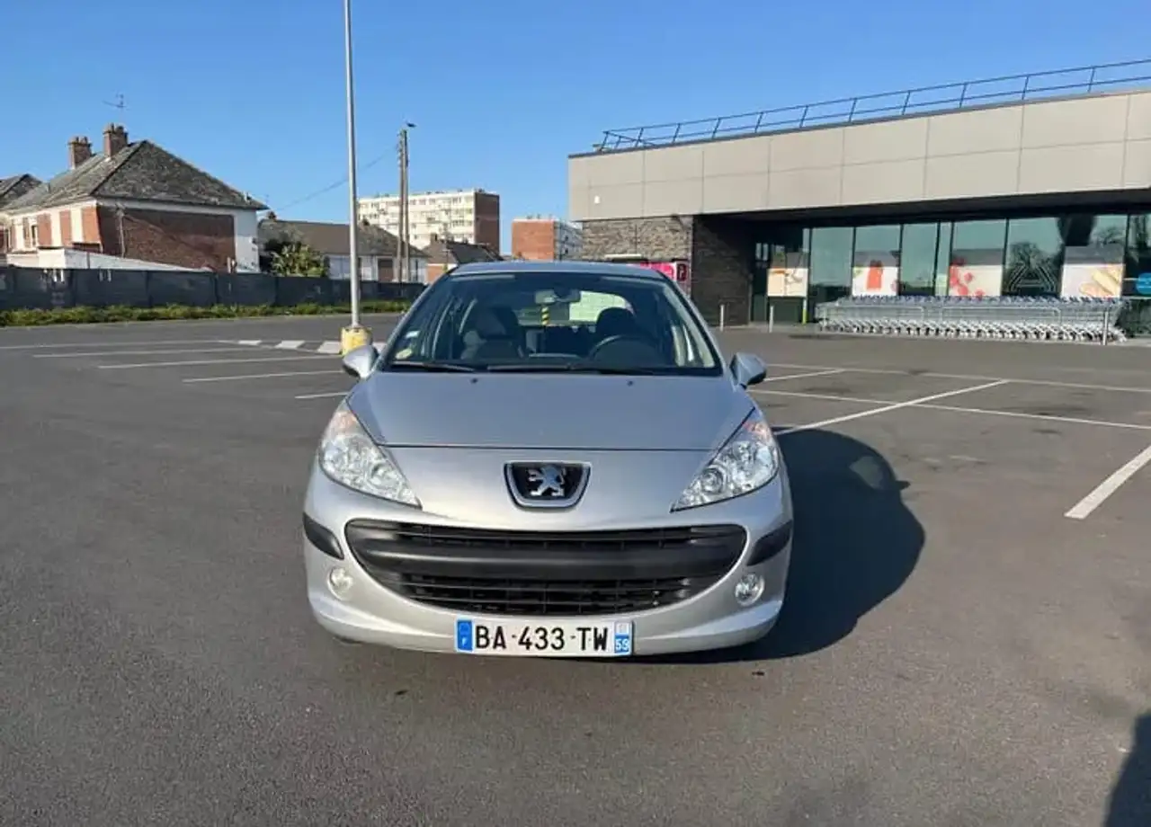 Peugeot 207 1.4e 75ch ExÃ©cutive