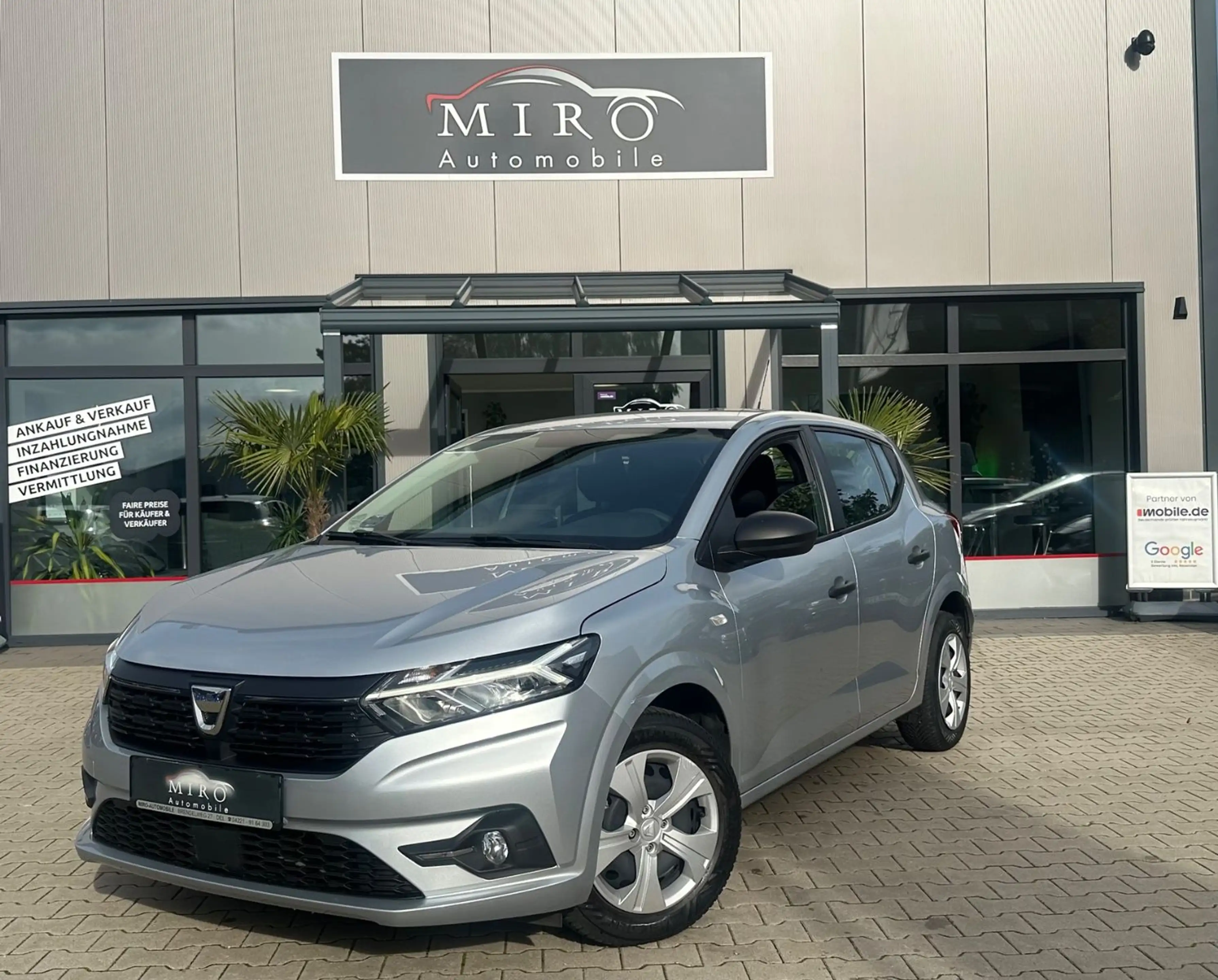 Dacia Sandero SCe 65 Comfort*NAVI*KAMERA*APPLE CARPLAY — photo 3