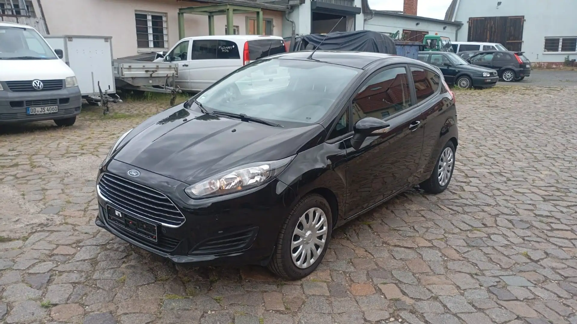 Ford Fiesta Trend 1,25 Schwarz - 1