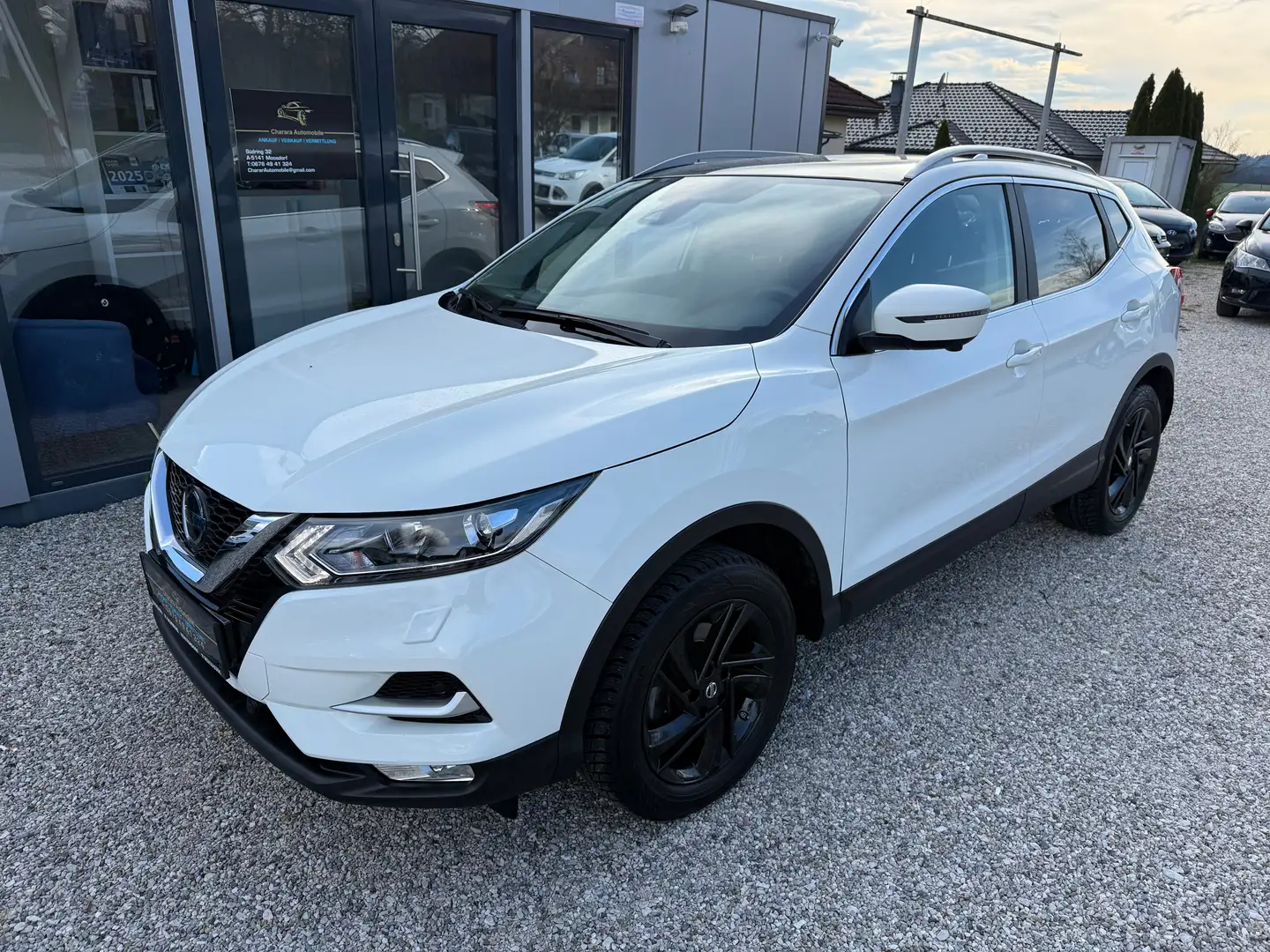 Nissan Qashqai N-Connecta (AHK KAMERA PANORAMA) Wit - 1