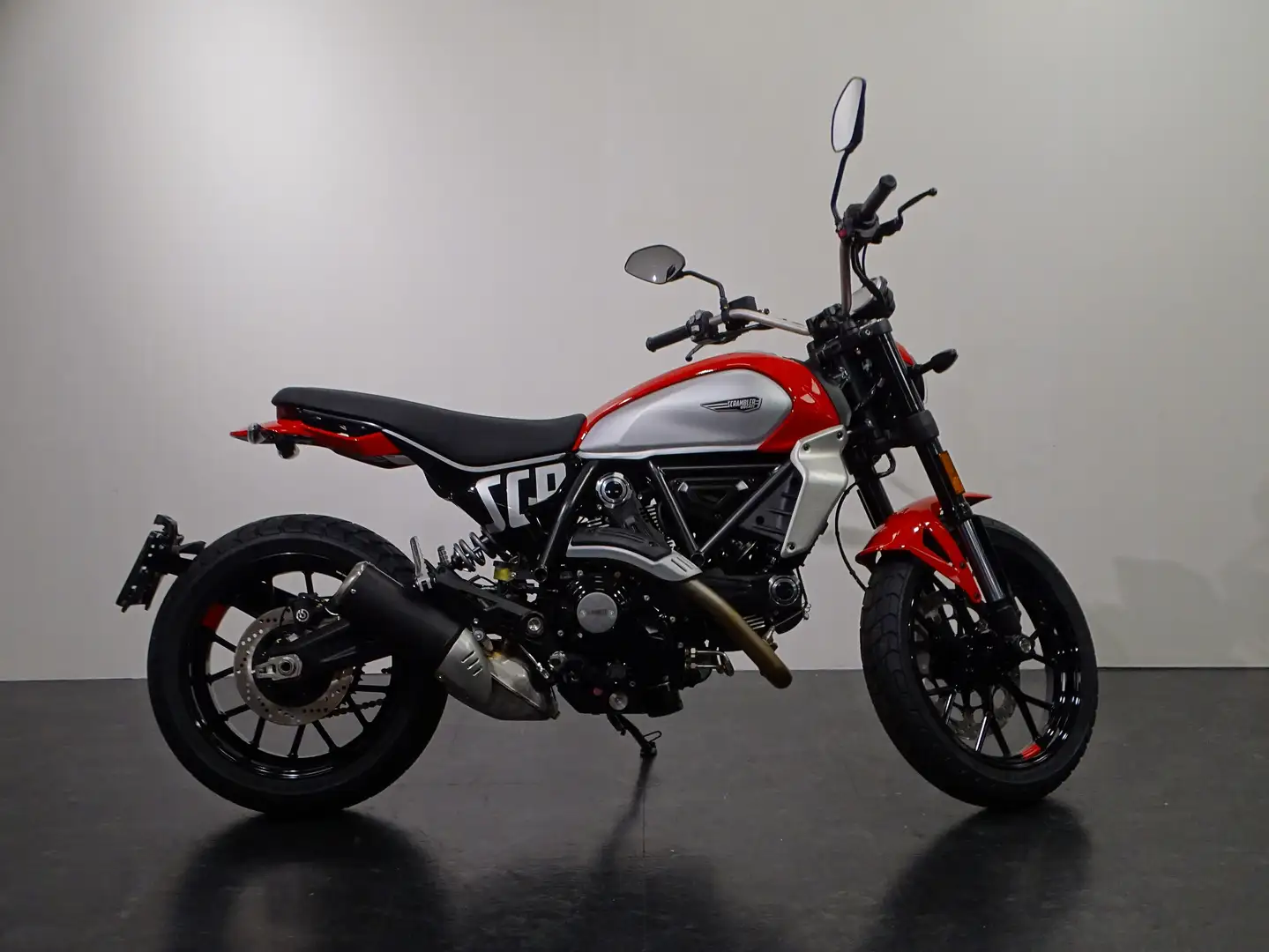 Ducati Scrambler ICON Rood - 1