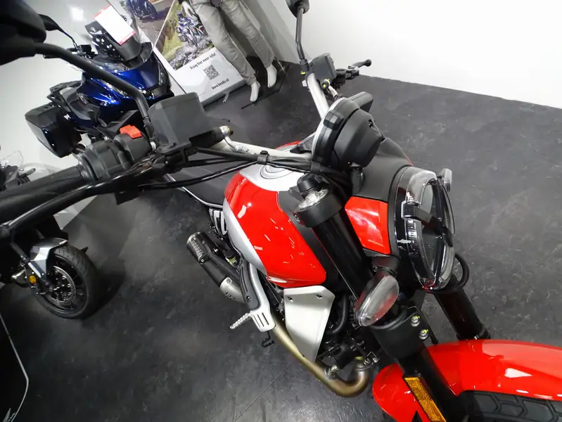 Ducati Scrambler - foto 4