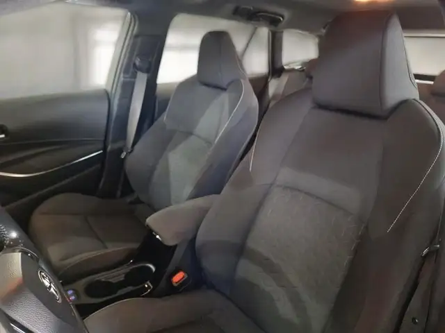Toyota Corolla view 9