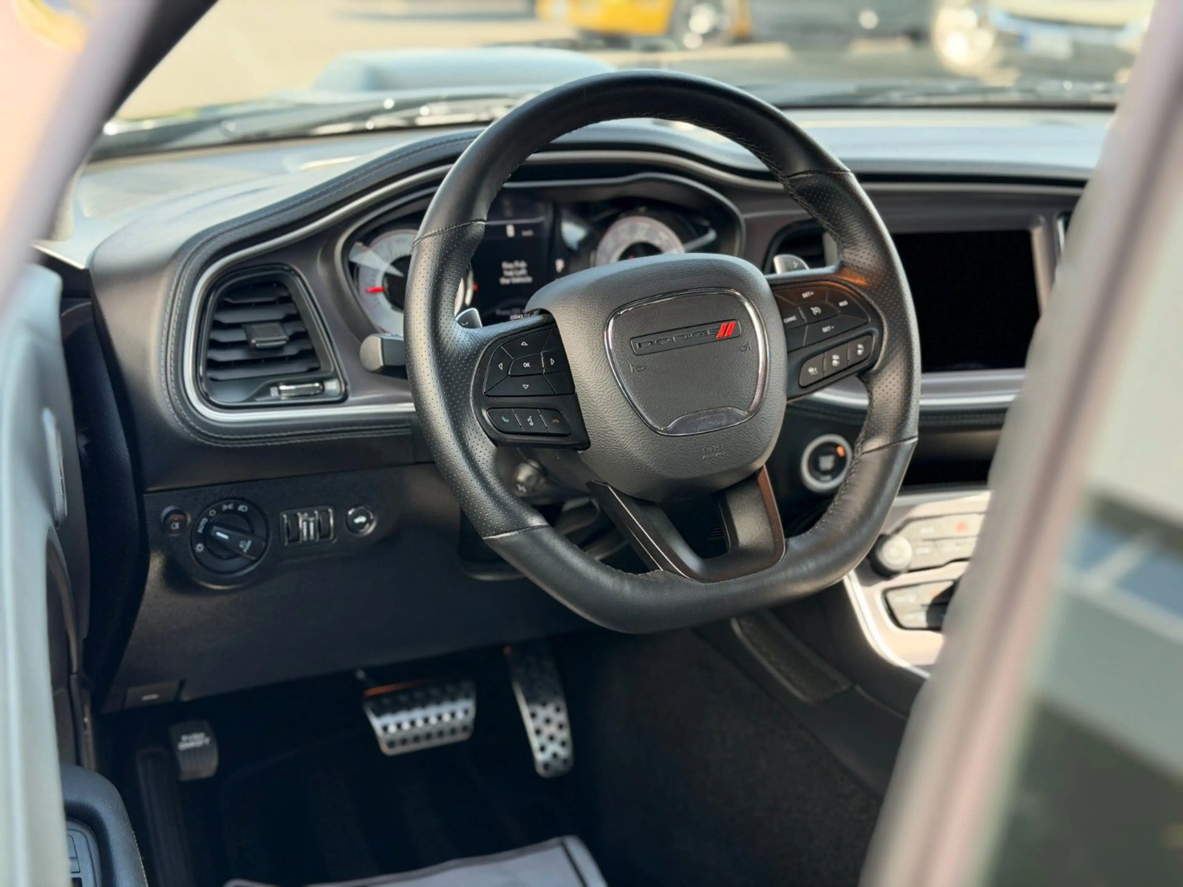Dodge Challenger CHALLENGER R/T 5,7 + SHAKER EU TECHNOLOGY BREMBO — photo 13