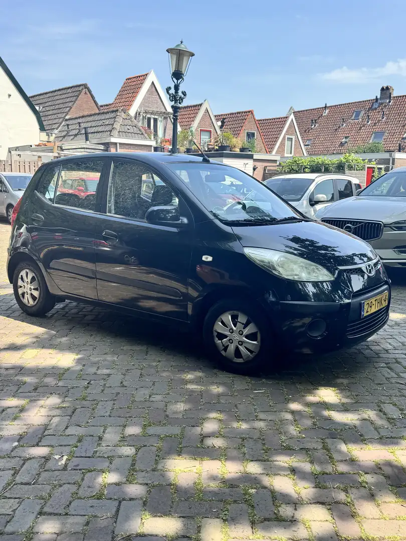 Hyundai i10 1.1 i-Drive Noir - 1