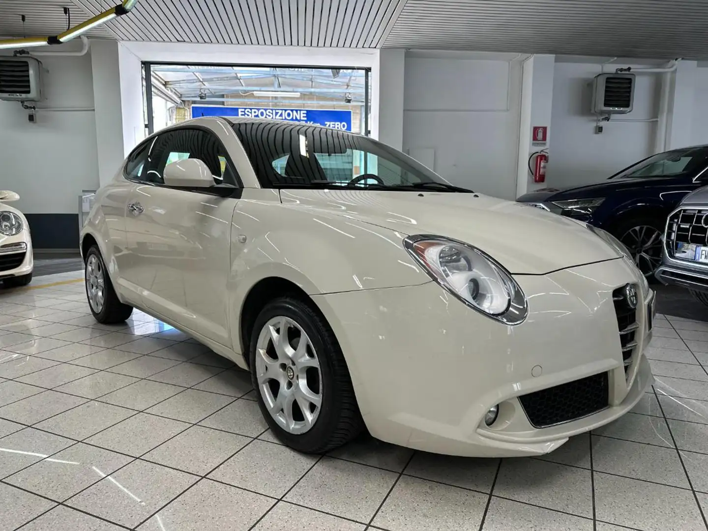 Alfa Romeo MiTo 1.4 78 CV Progression NEOPATENTATO Bianco - 1