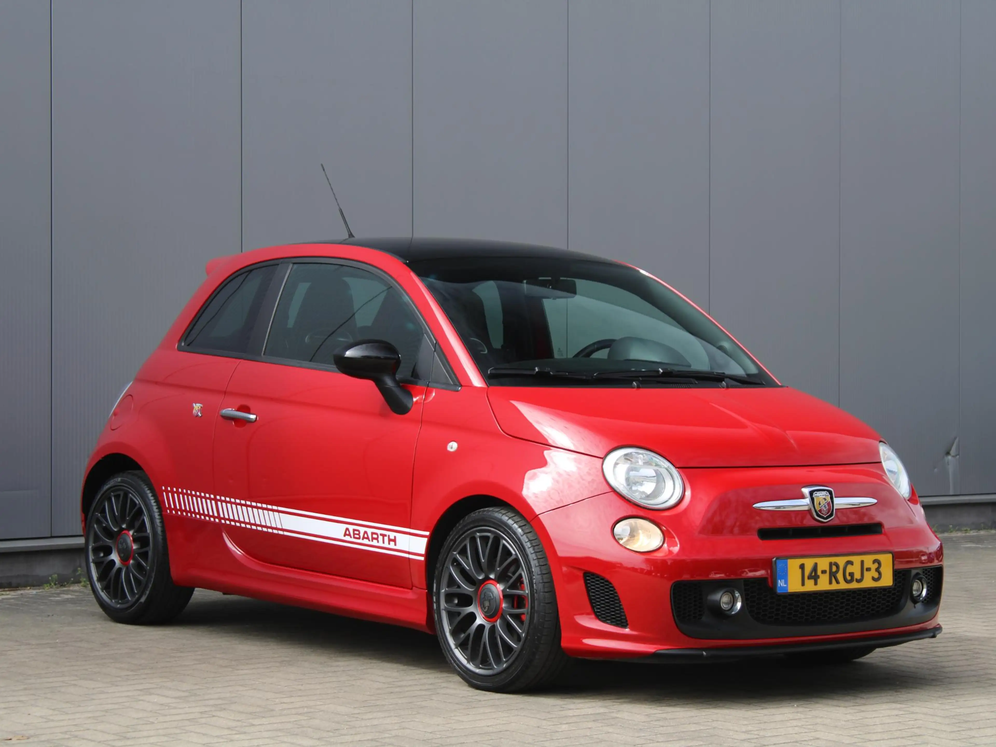 Fiat 500 Abarth 1.4-16V 135pk | Airco | Leer | Lichtmetalen-Velgen — photo 3