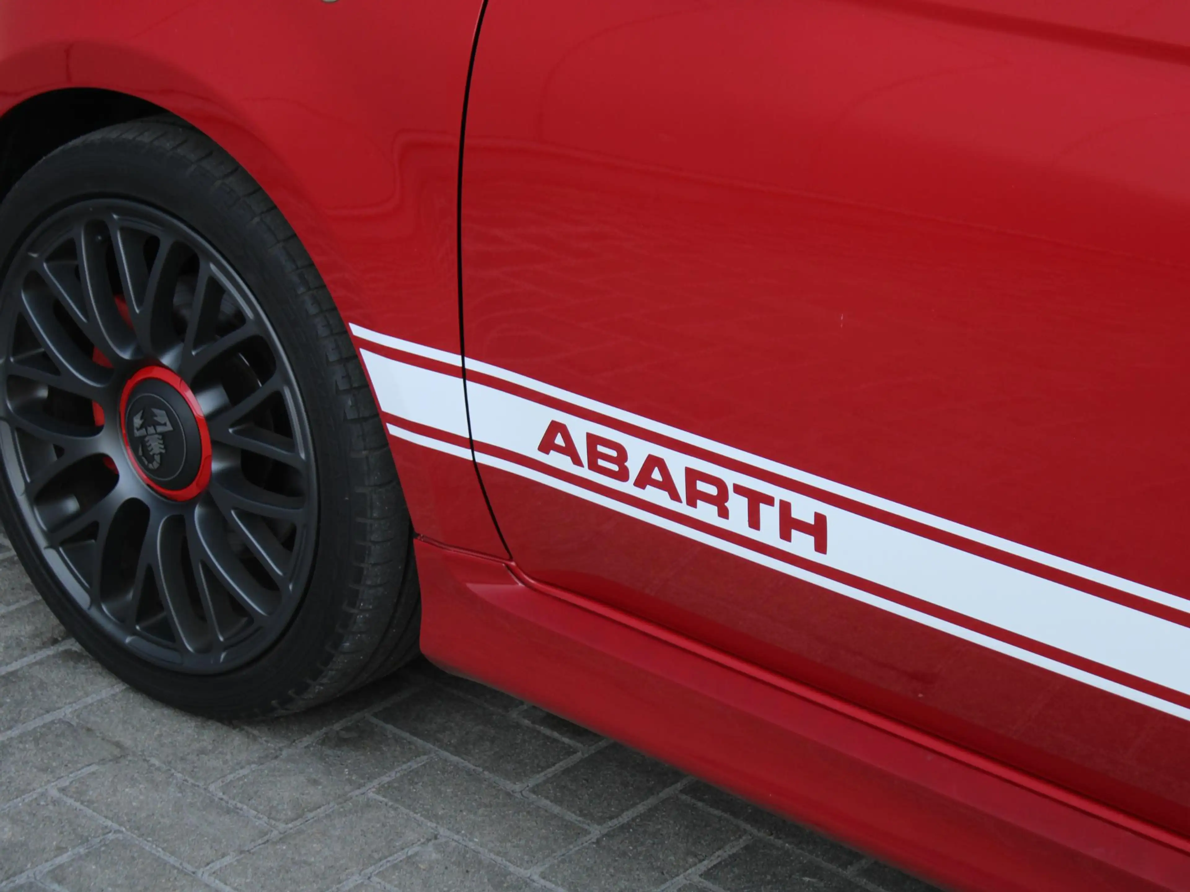 Fiat 500 Abarth 1.4-16V 135pk | Airco | Leer | Lichtmetalen-Velgen — photo 7