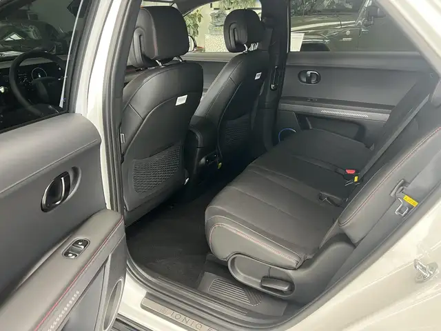Hyundai IONIQ 5 view 15