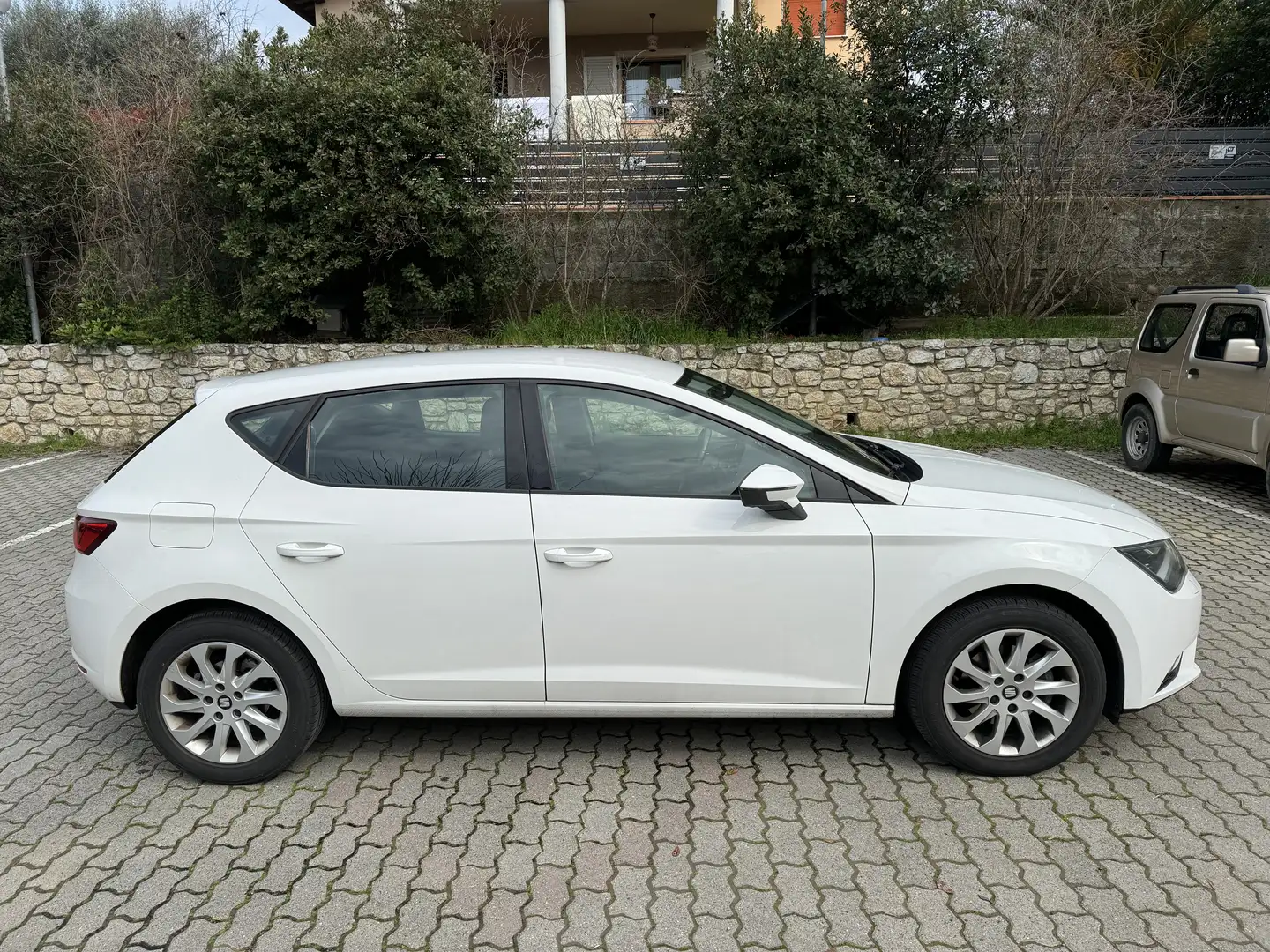 SEAT Leon 1.6 TDI DPF Ecomotive Style - 2