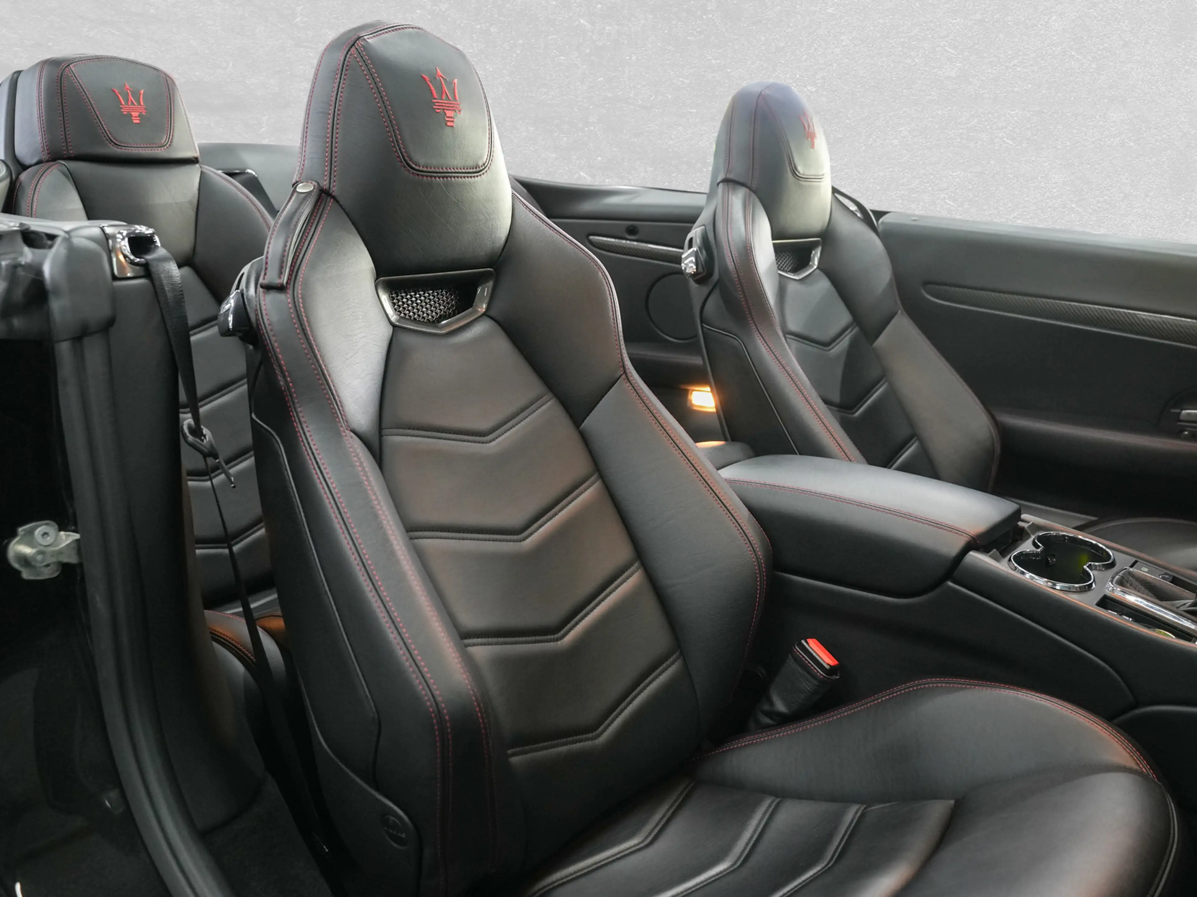 Maserati GranCabrio Sport - 1.Hand | 11.000 Km | 1.Lack — photo 15