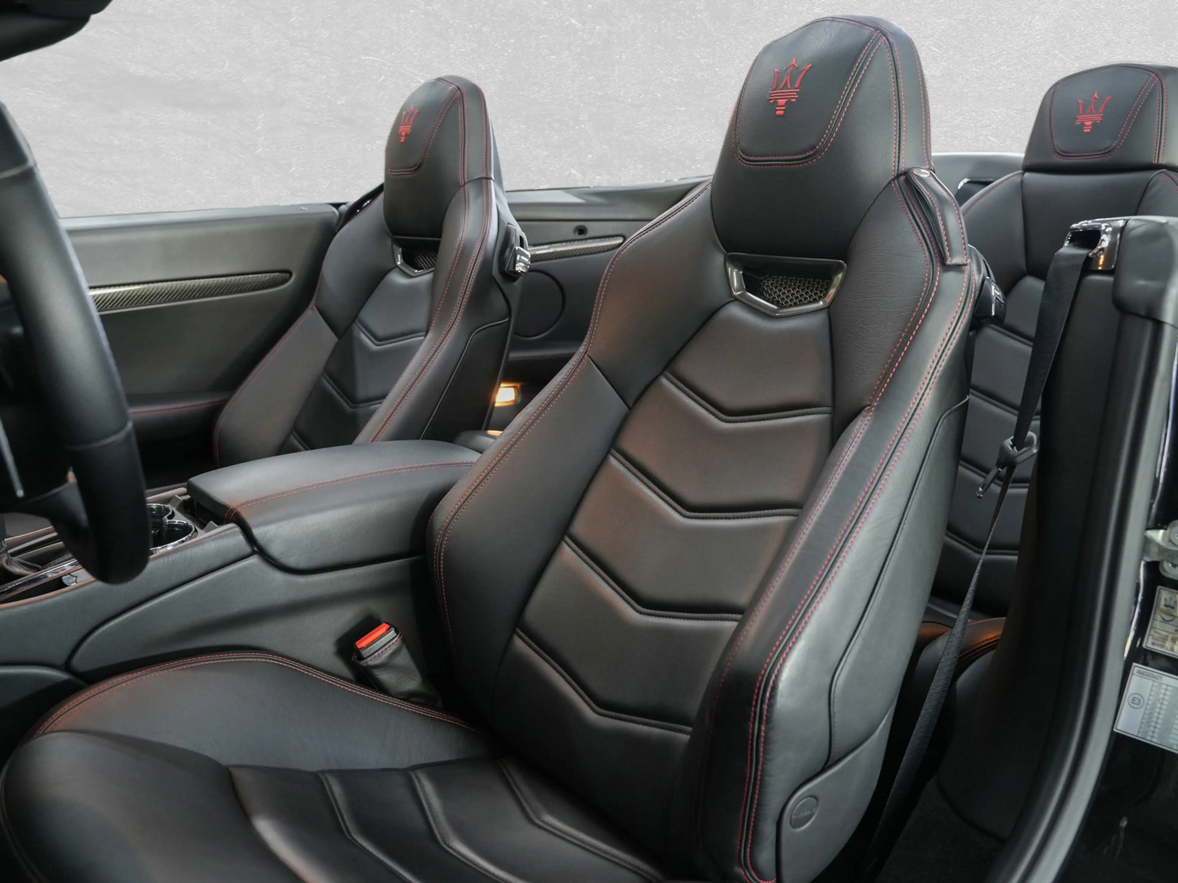 Maserati GranCabrio Sport - 1.Hand | 11.000 Km | 1.Lack — photo 7