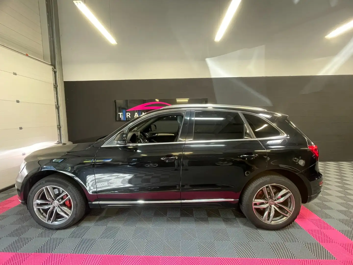 Audi Q5 Quattro Avus S tronic 7 Zwart - 2