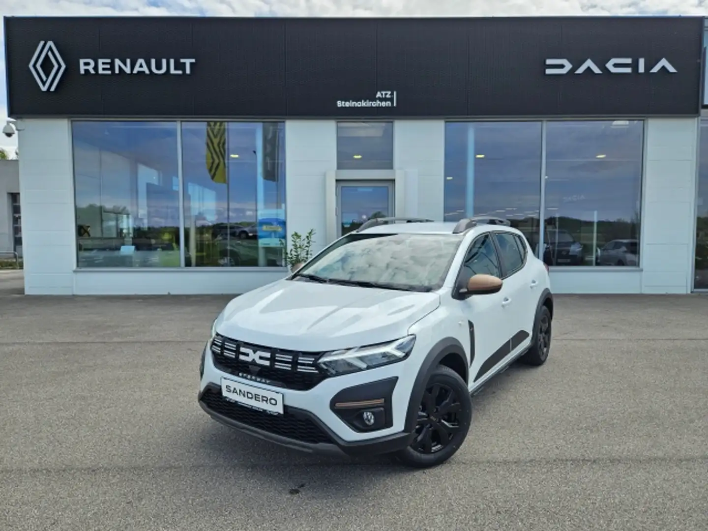 Dacia Sandero Stepway Extreme TCe 90 Weiß - 1