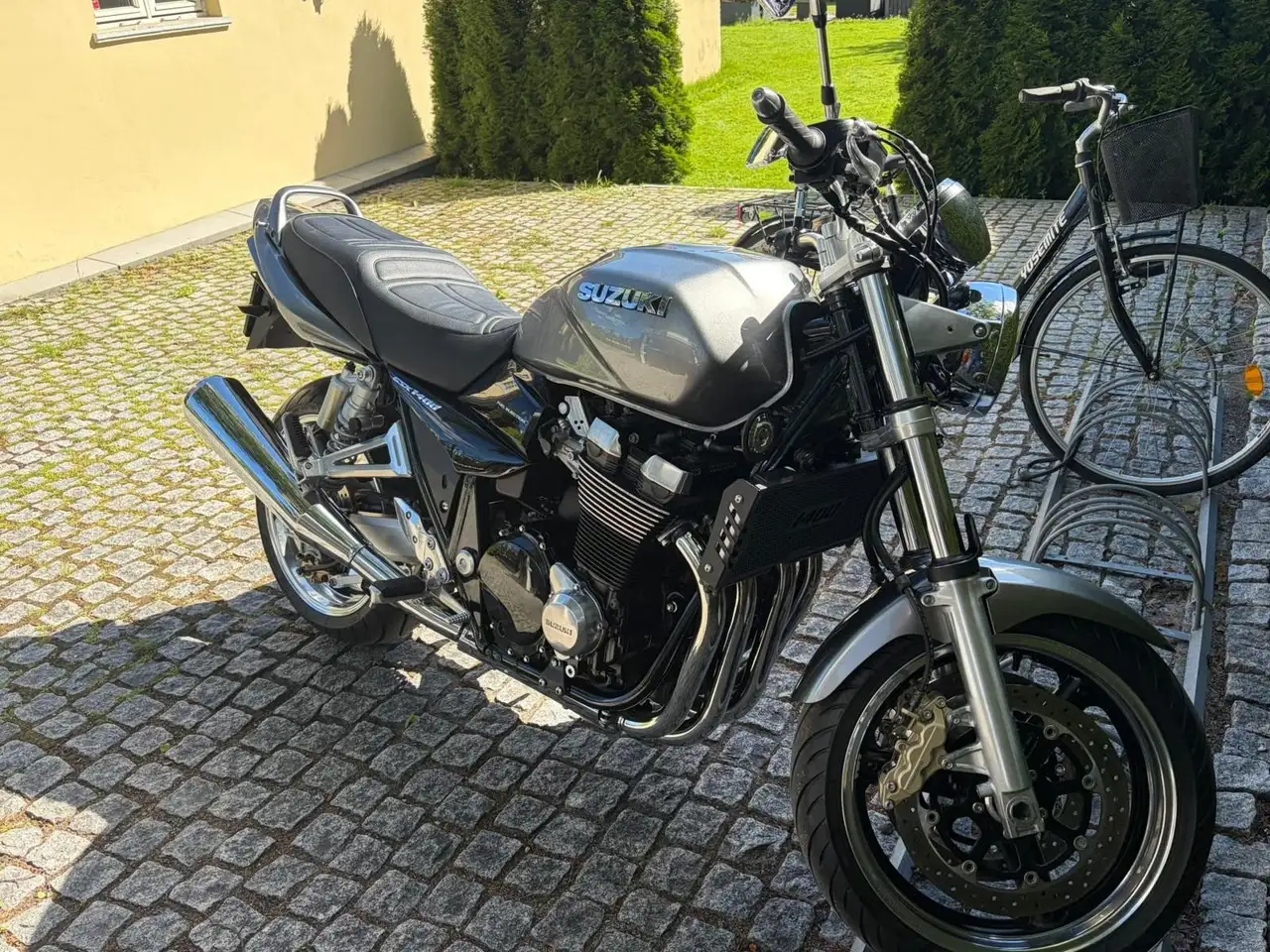 Suzuki GSX 1400