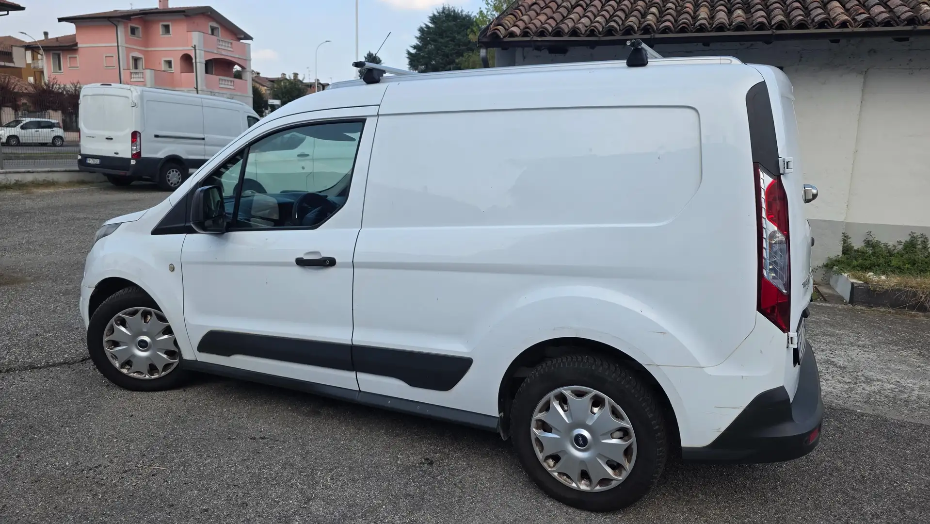 Ford Transit Connect 220 1.6 TDCi 95CV PC Furgone Trend 3posti Bianco - 2