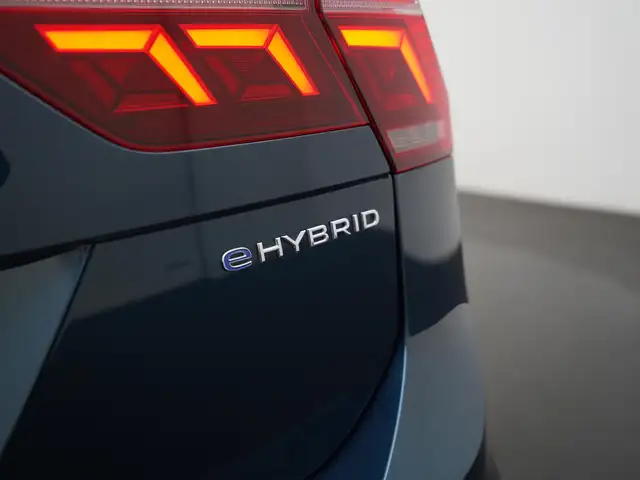 Volkswagen Tiguan view 28