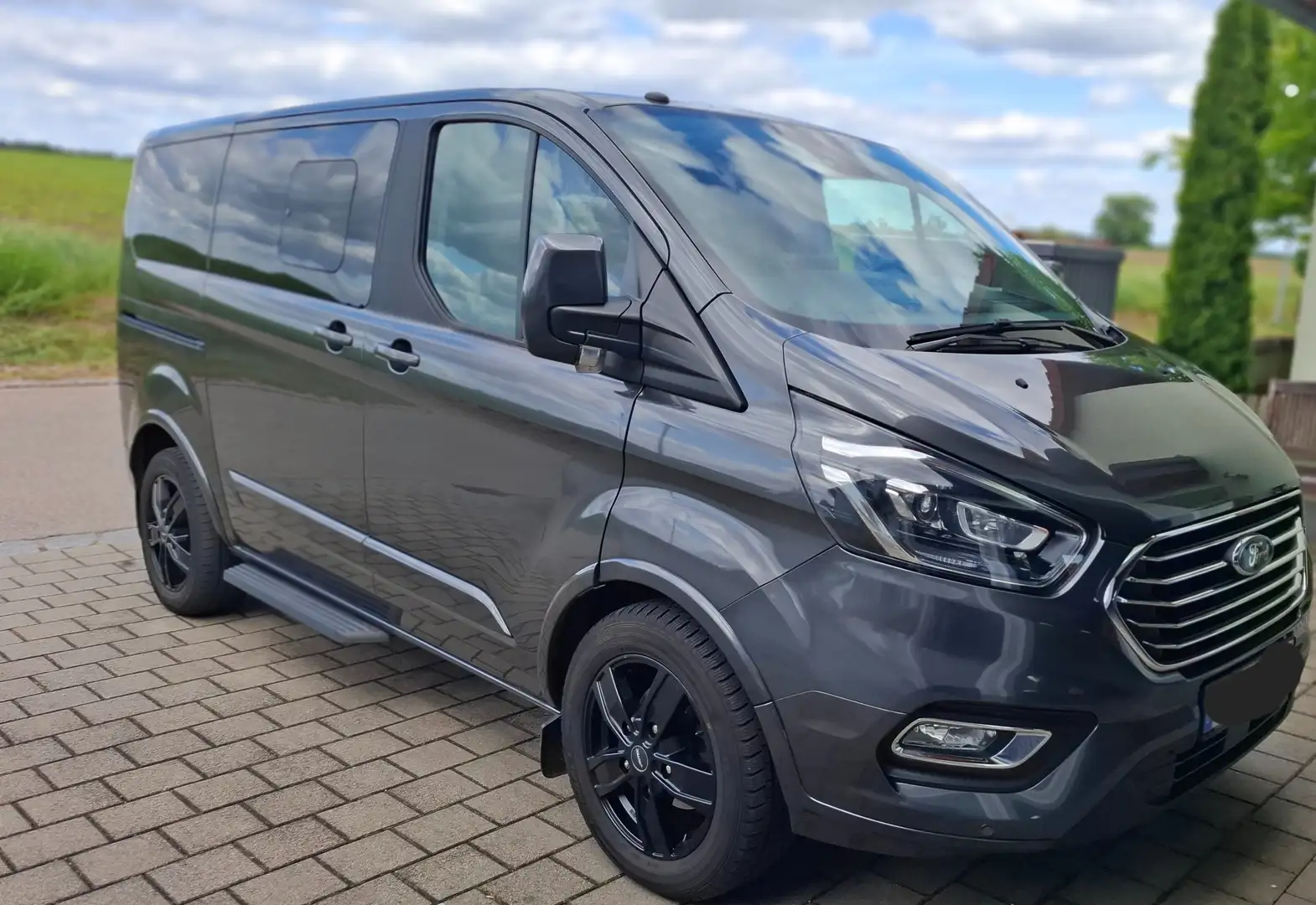 Ford Tourneo Custom Tourneo Custom TDCi 310 L1H1 VA Titanium X Grey - 2