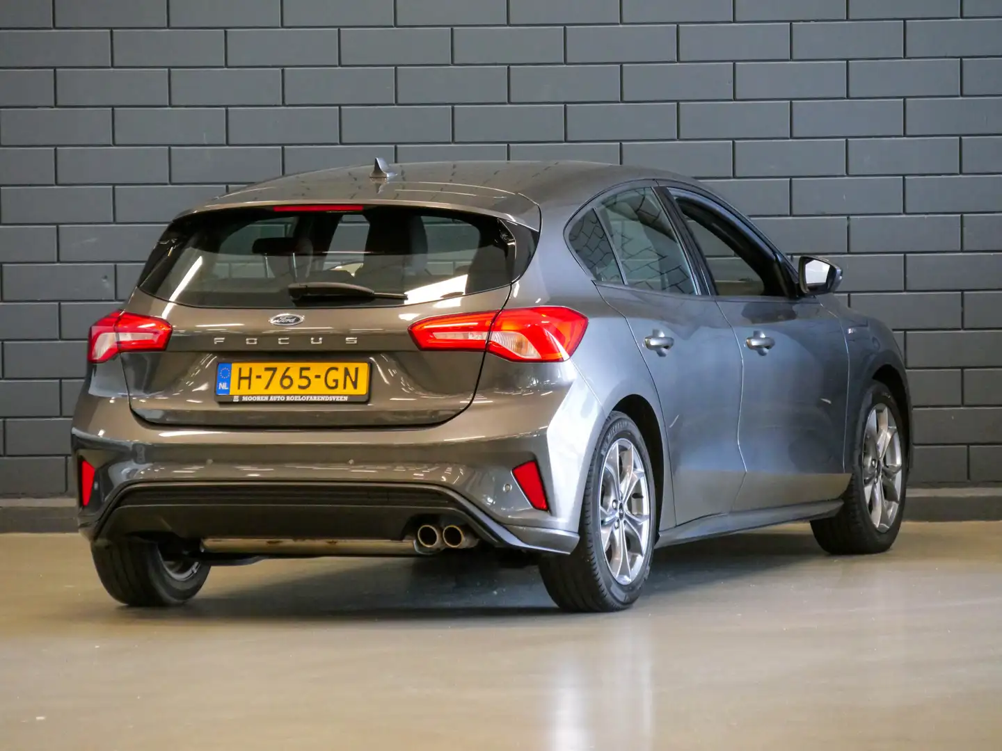 Ford Focus 1.0 126PK EcoBoost ST Line Business | NAVIGATIE | Grijs - 2