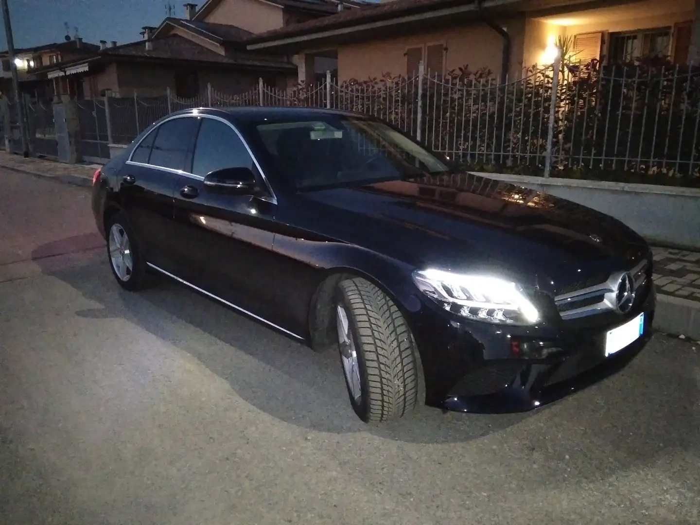 Mercedes-Benz C 200 Classe+C-W205+2018+Berlina+d+Sport+Plus+auto Černá - 1
