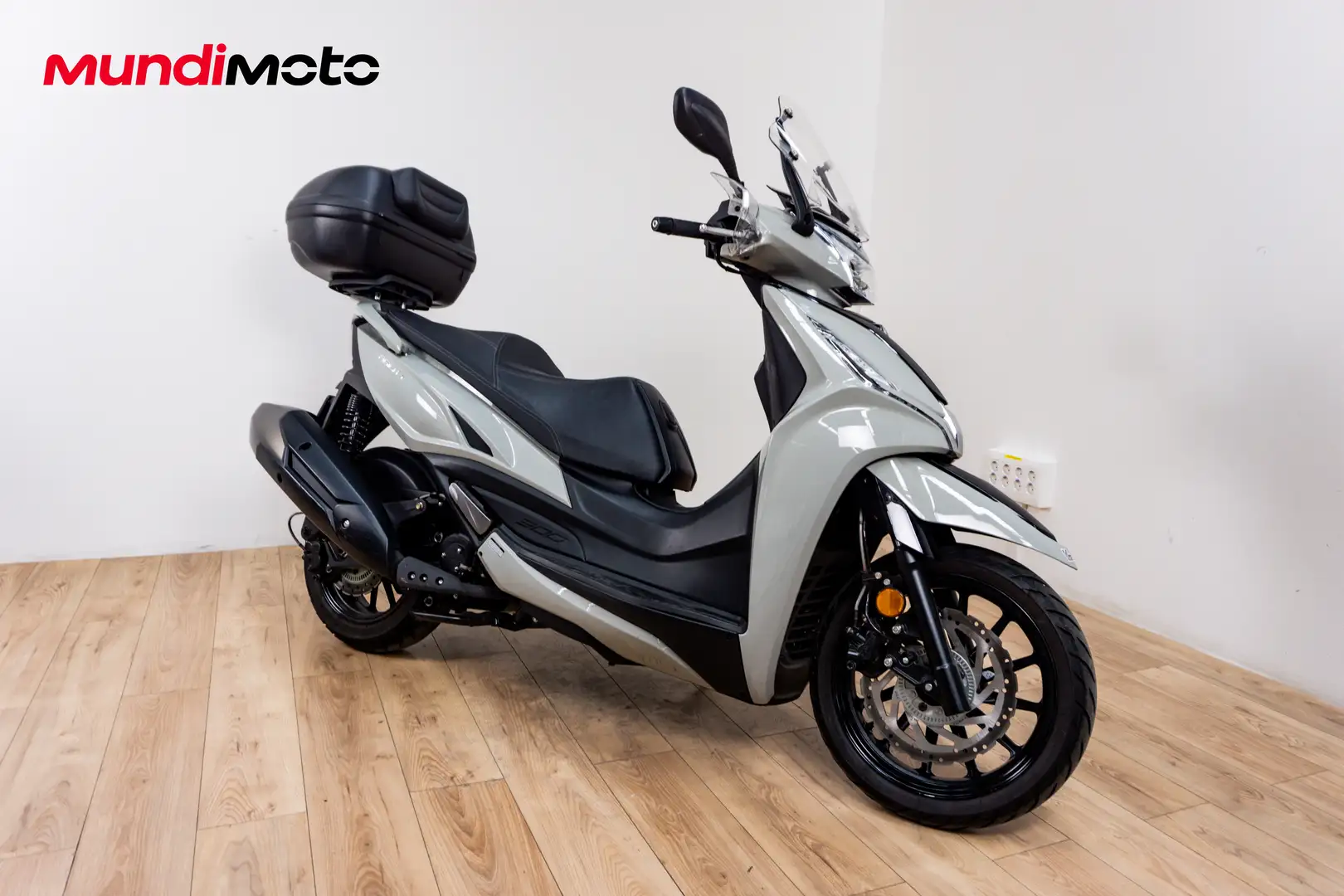 Kymco Agility 300 - 2