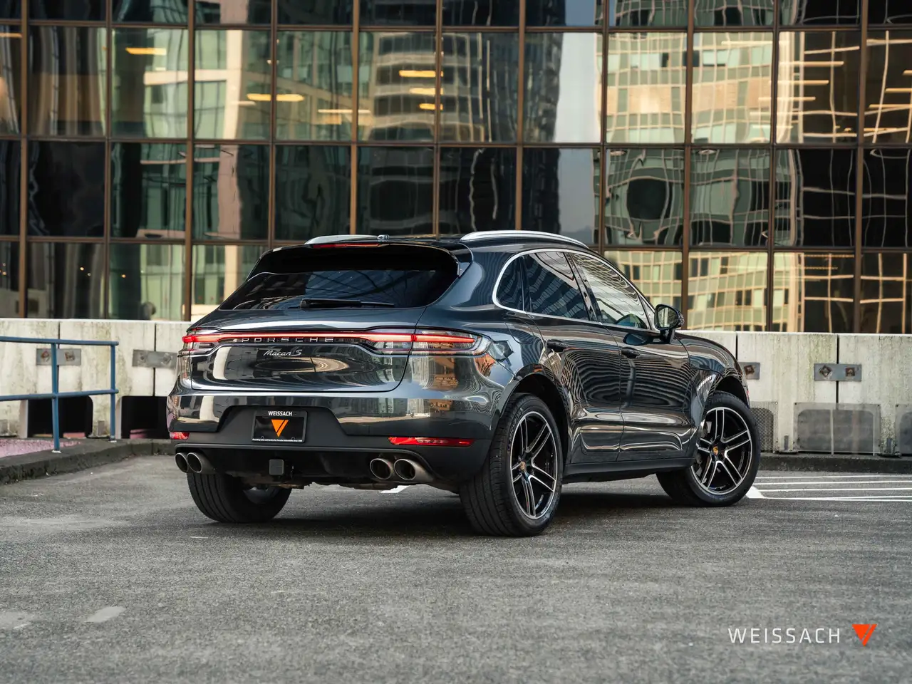 Porsche Macan снимка Porsche Macan