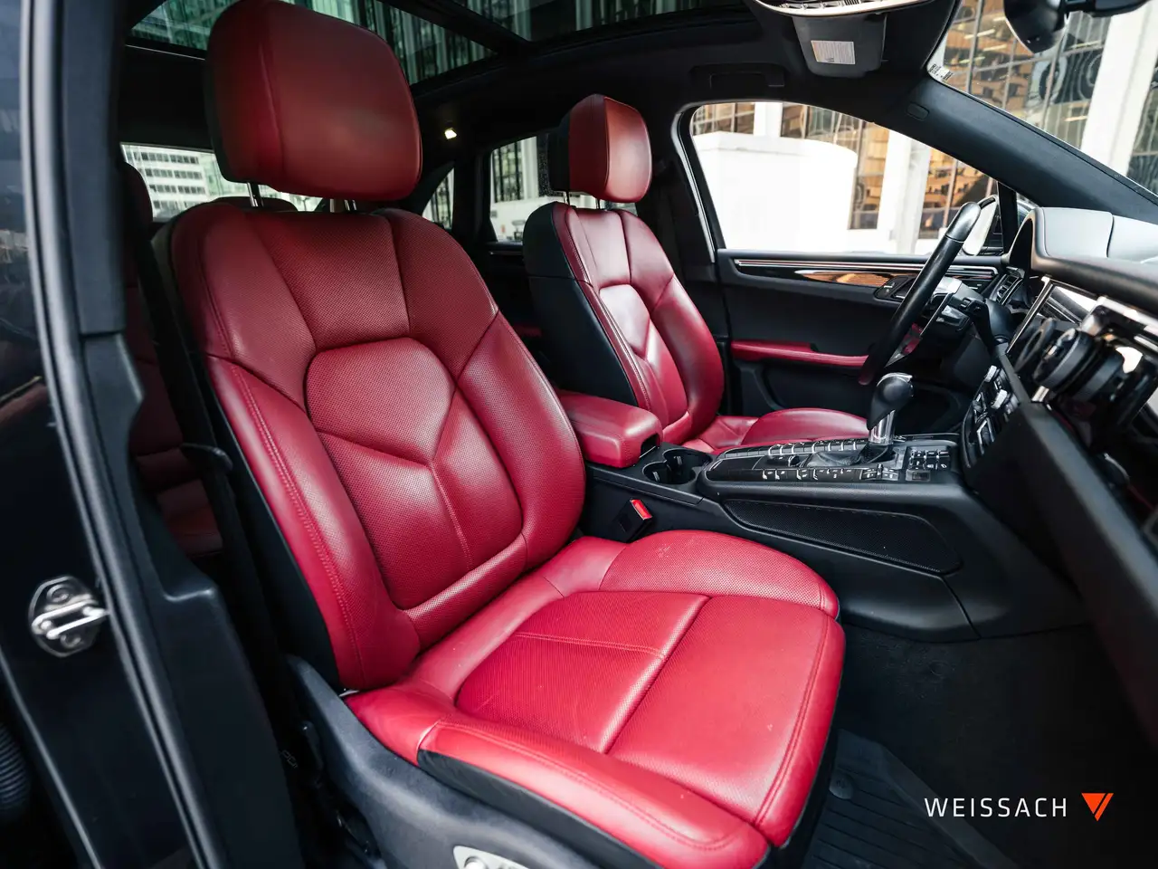 Porsche Macan снимка Porsche Macan