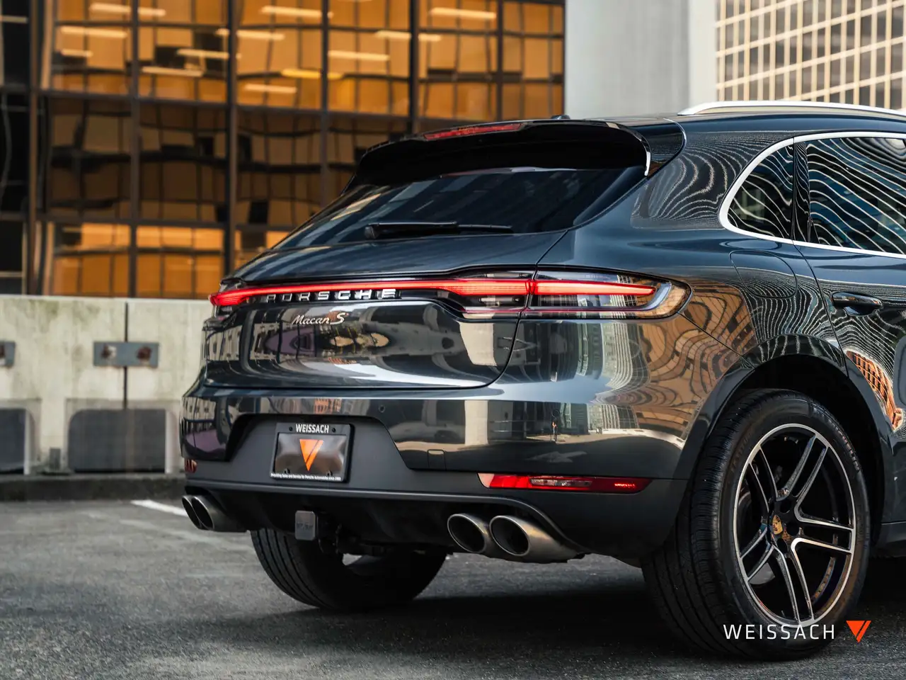 Porsche Macan снимка Porsche Macan