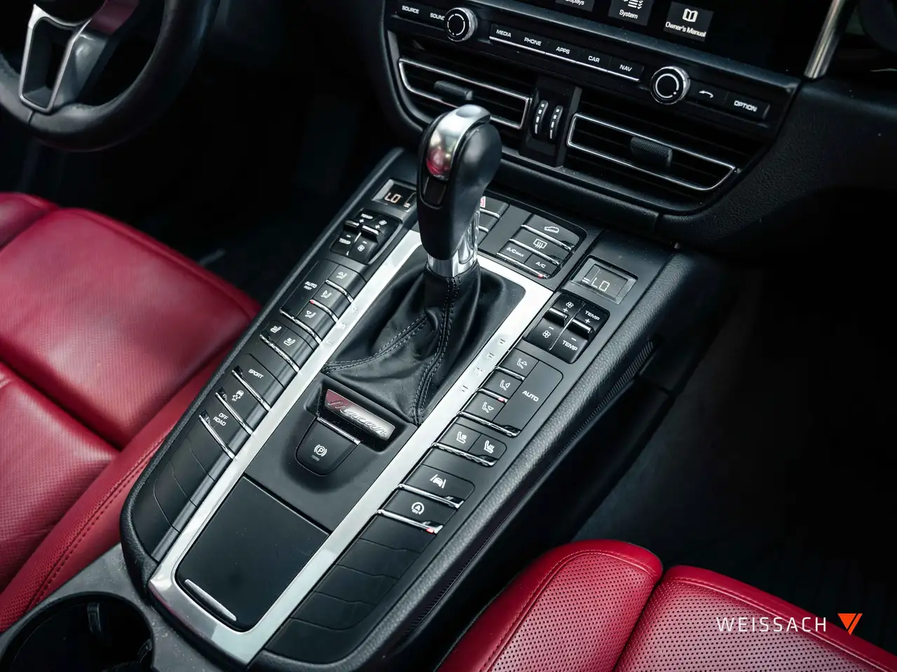 Porsche Macan снимка Porsche Macan