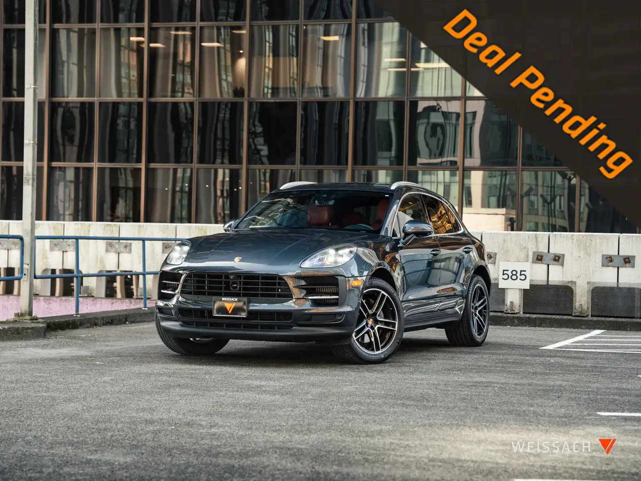 Porsche Macan снимка Porsche Macan