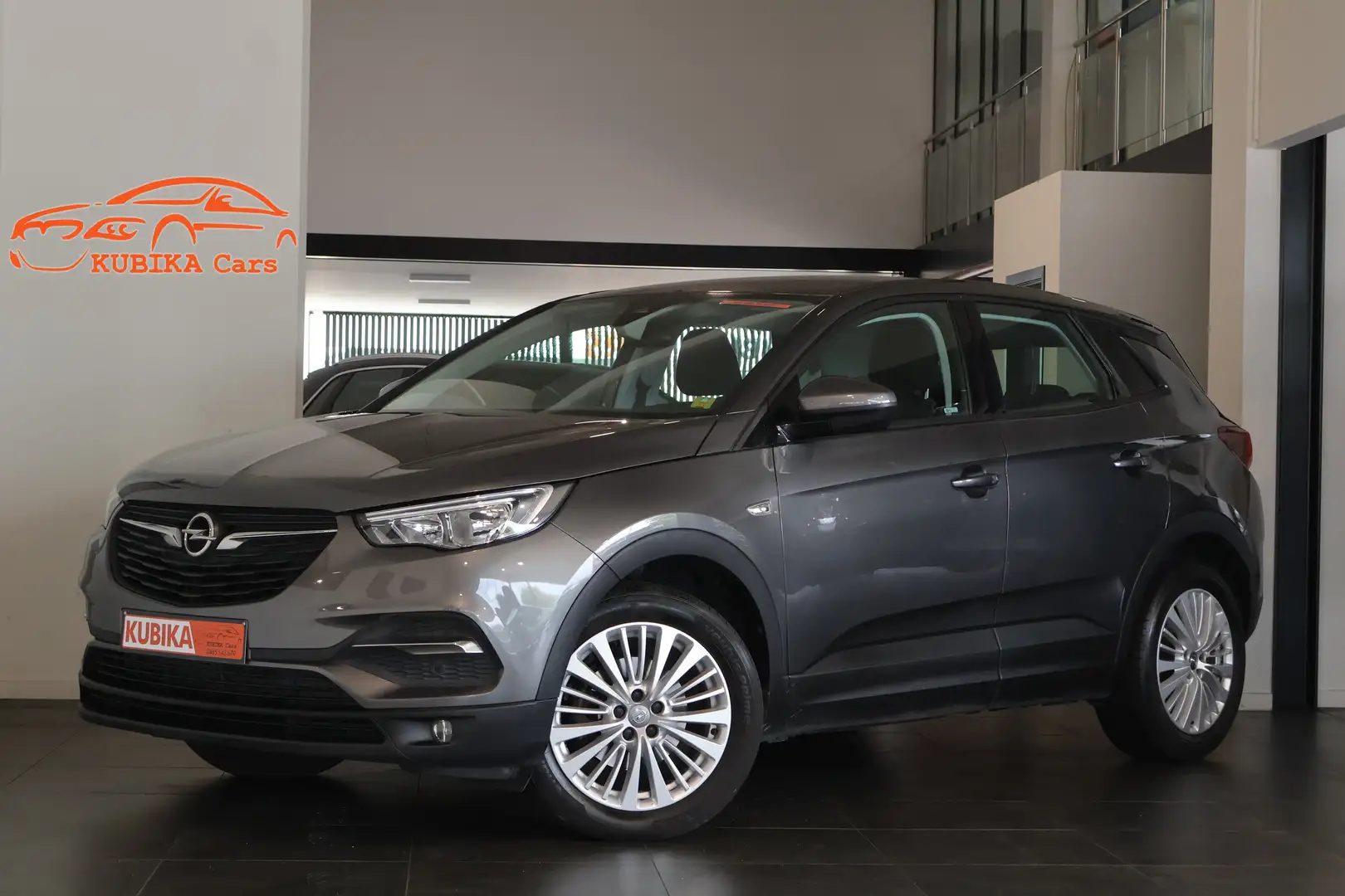 Opel Grandland X 1.2 Turbo ECOTEC Edition Automaat Navi Garantie * Gris - 1