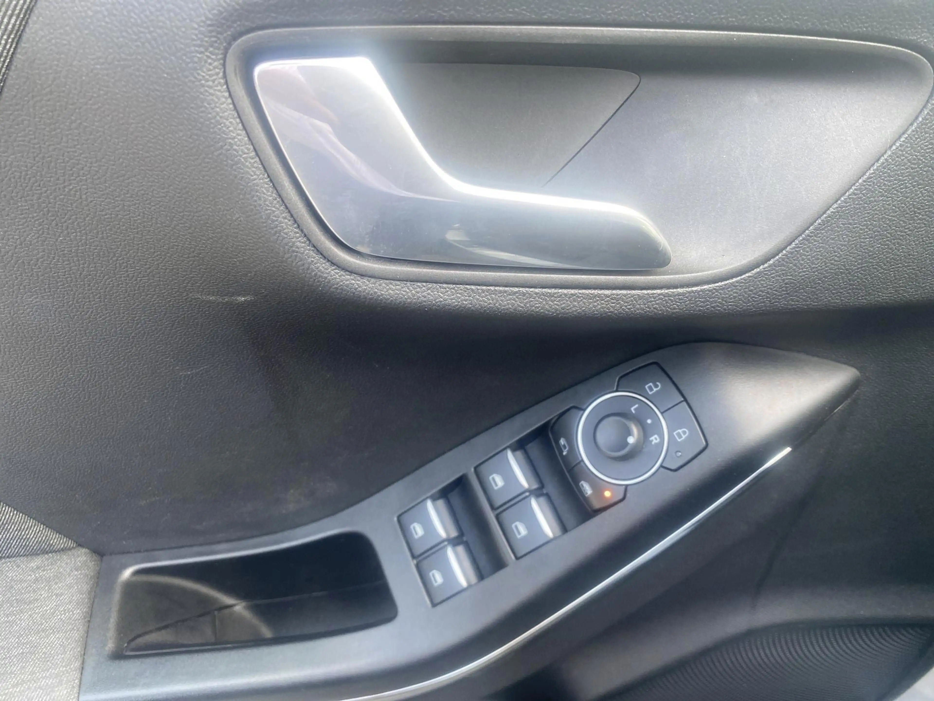 Ford Puma Titanium - Winterpack - PDC - Carplay — photo 14
