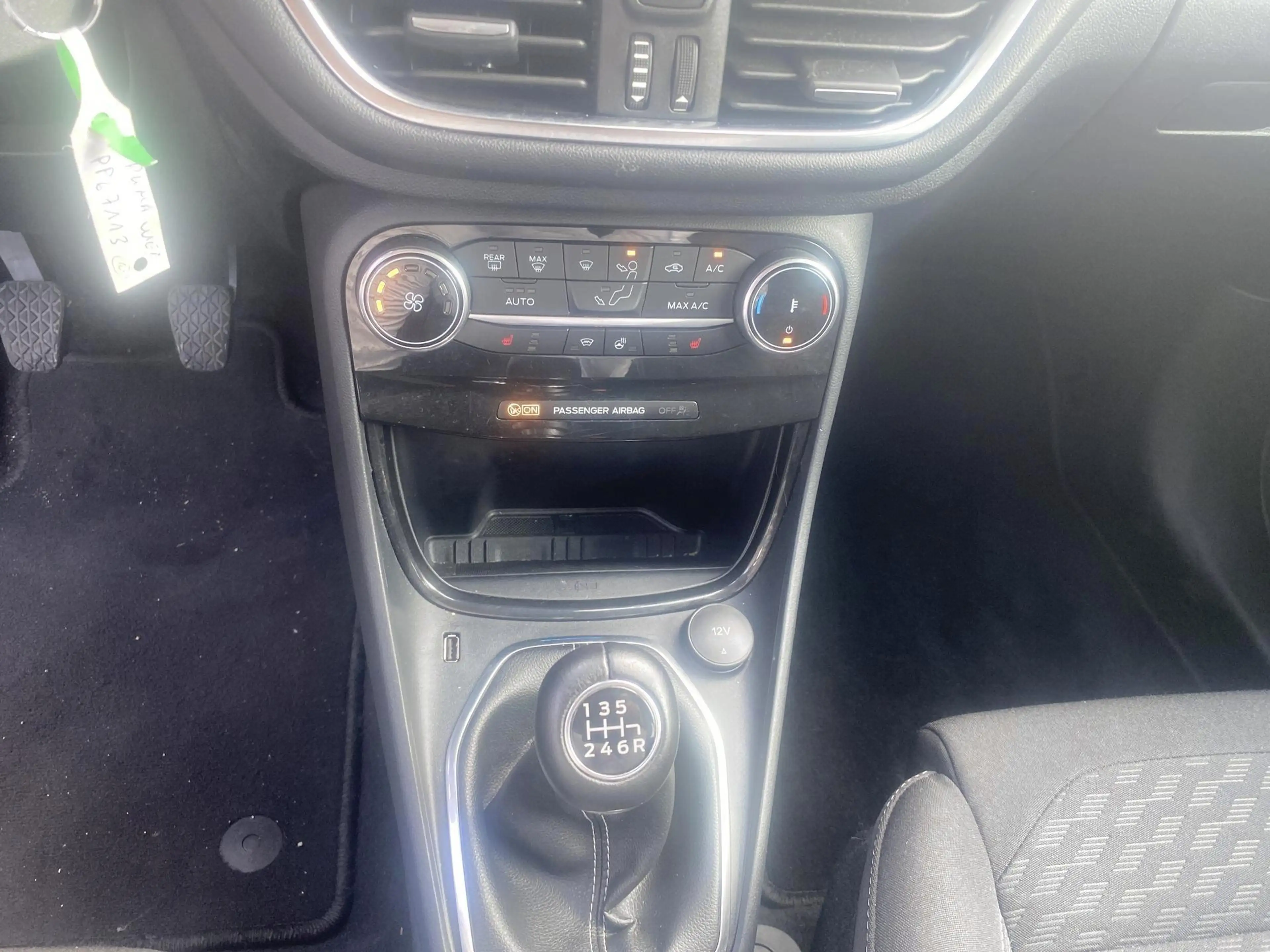 Ford Puma Titanium - Winterpack - PDC - Carplay — photo 12