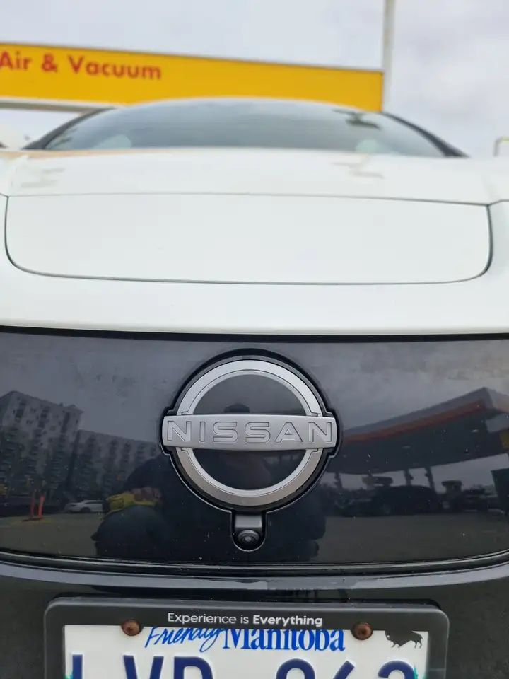 Nissan Leaf photo Nissan Leaf
