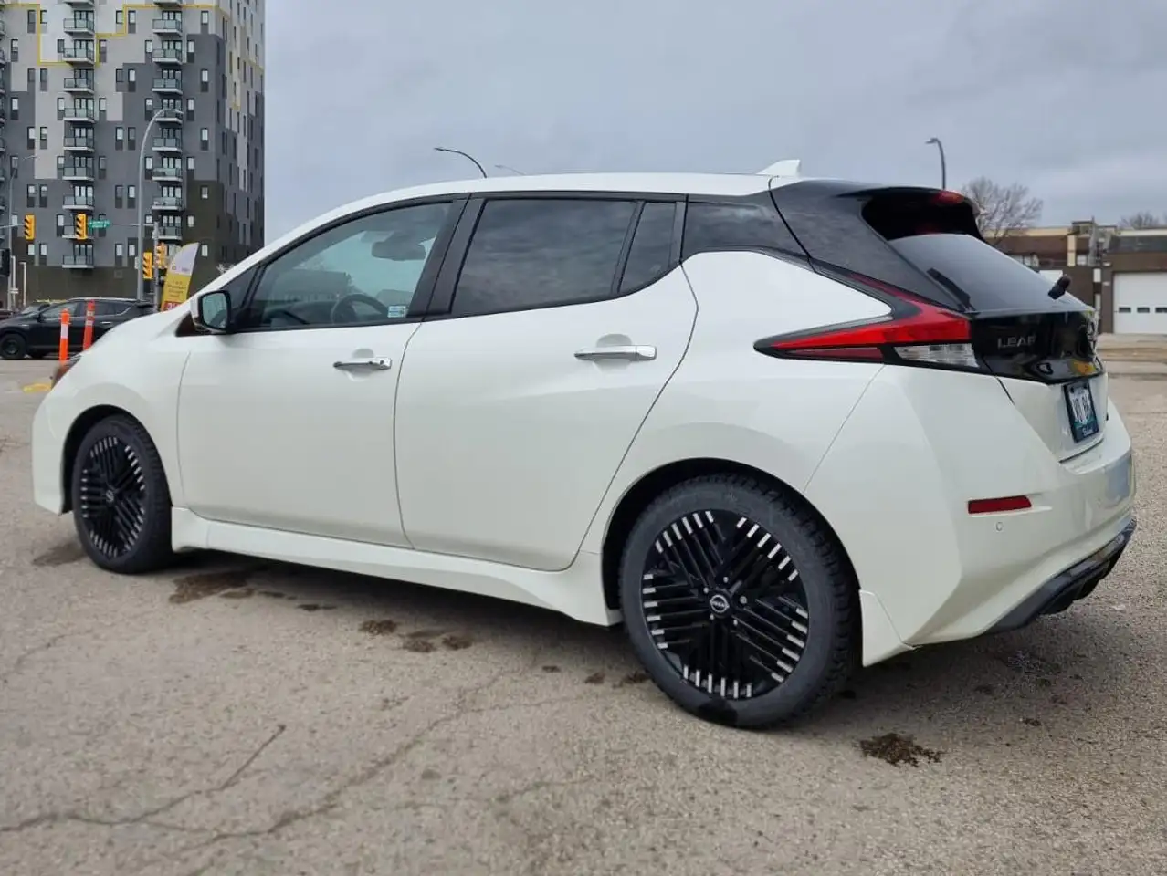 Nissan Leaf photo Nissan Leaf