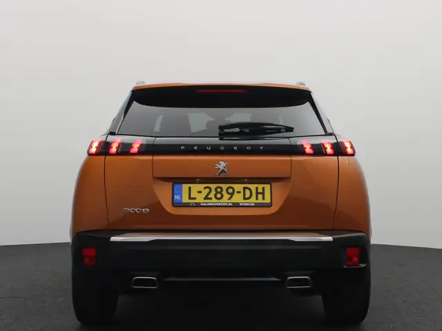 Peugeot 2008 view 4