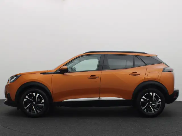 Peugeot 2008 view 2