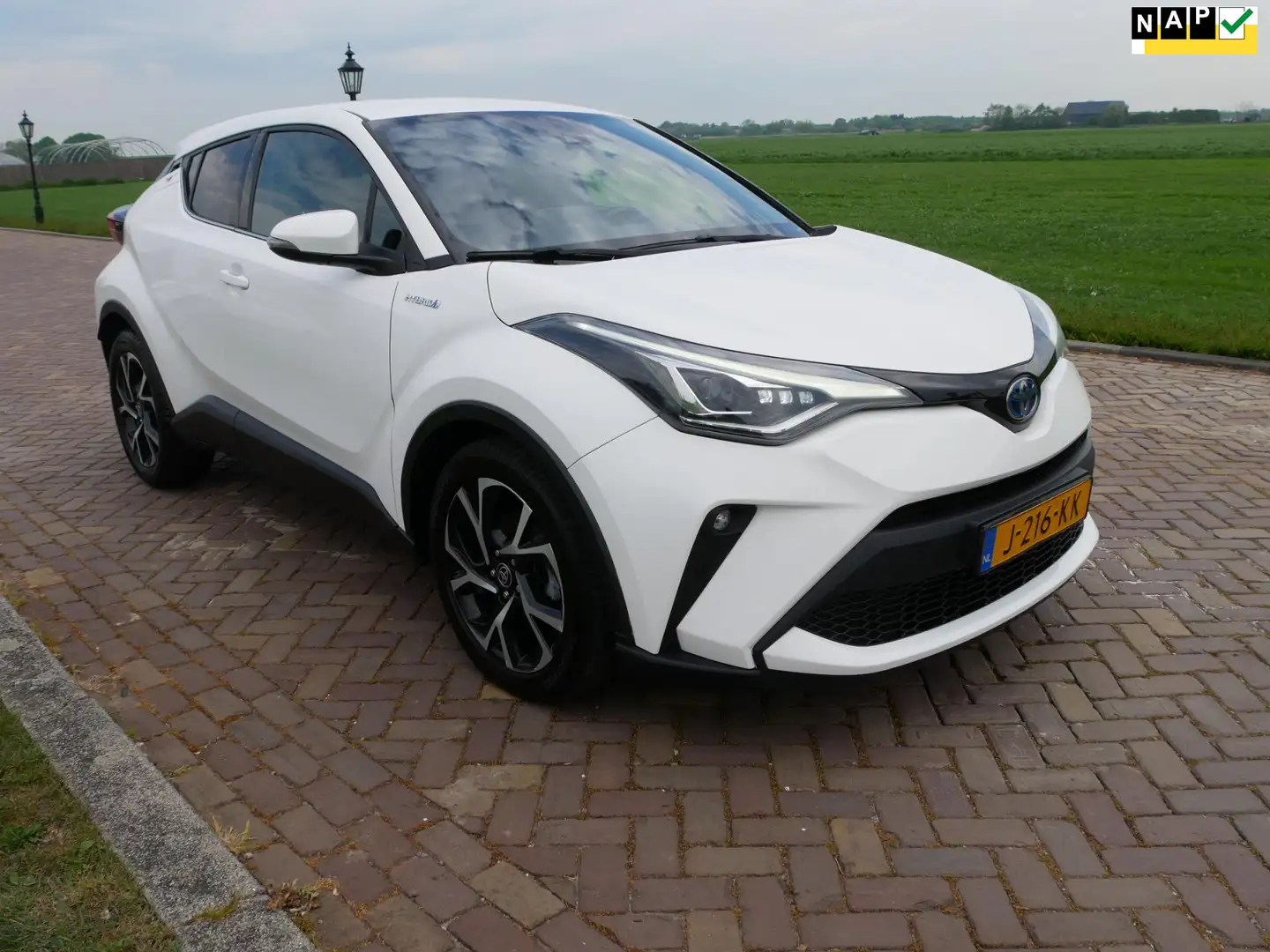Toyota C-HR 2.0 Hybrid Business Plus NAVI CLIMA CAMERA JBL ** Blanco - 1