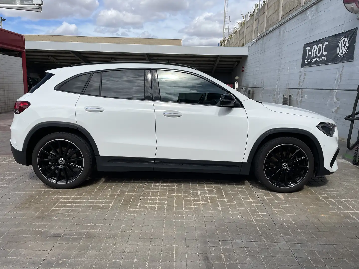 Mercedes-Benz GLA 220 d Premium 4matic auto Bianco - 1