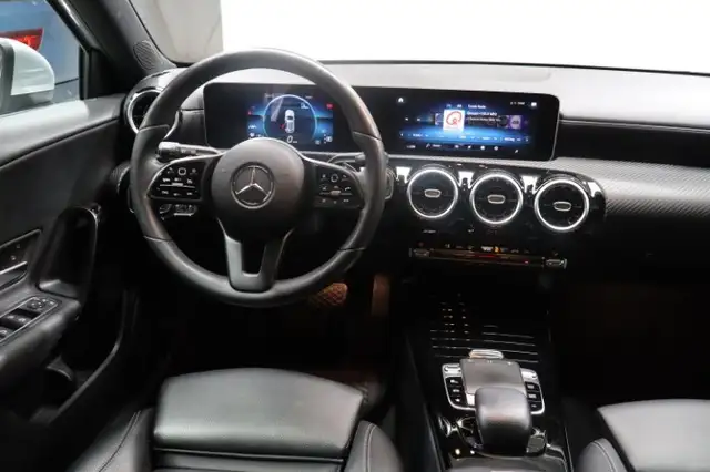 Mercedes-Benz A view 8